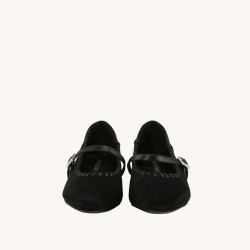 women court shoes