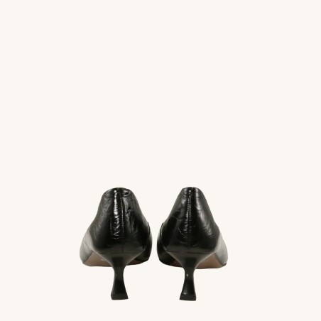 women court shoes