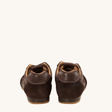 women court shoes