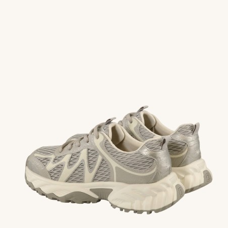 women court shoes