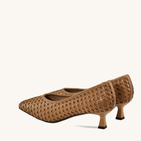 women court shoes
