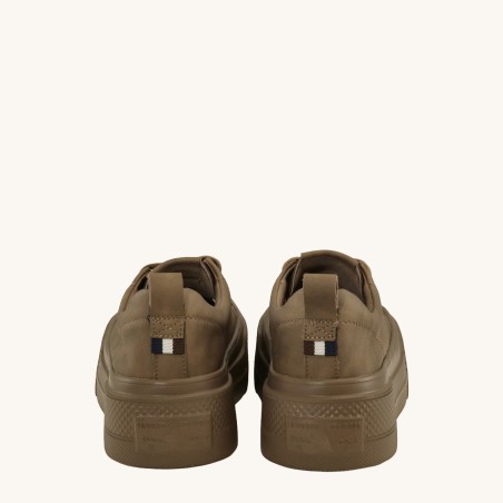 women court shoes