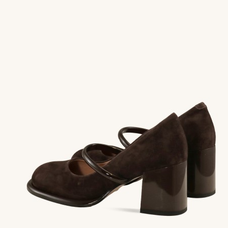 women court shoes