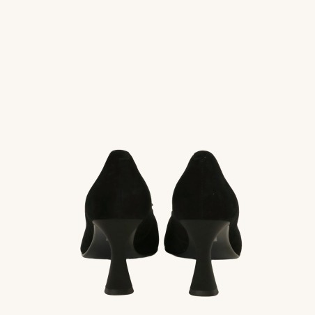 women court shoes