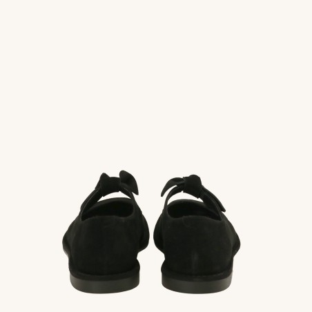 women court shoes