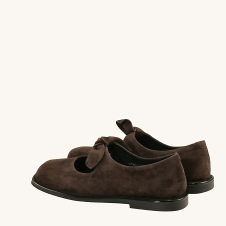 women court shoes