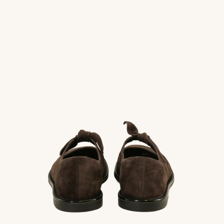 women court shoes
