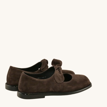 women court shoes