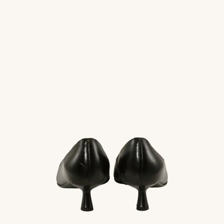 women court shoes