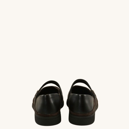 women court shoes