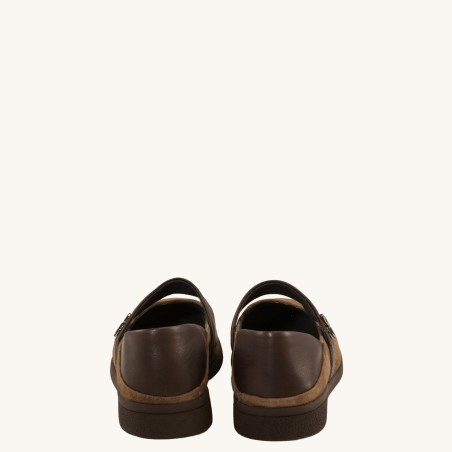 women court shoes