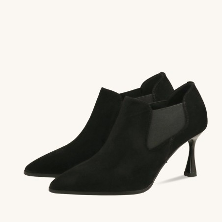 women court shoes
