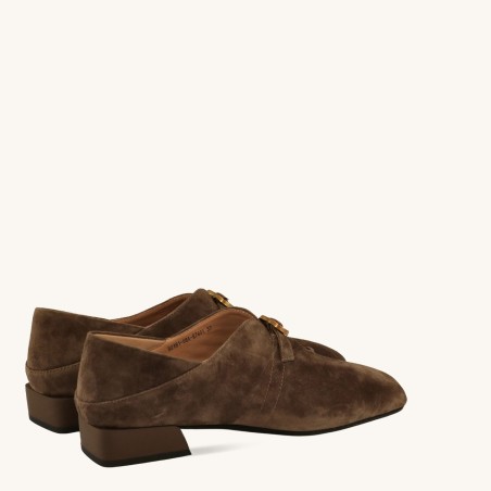 women court shoes