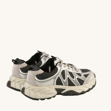 women court shoes
