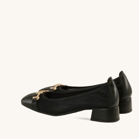 women leisure shoes