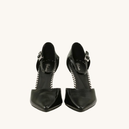 women leisure shoes