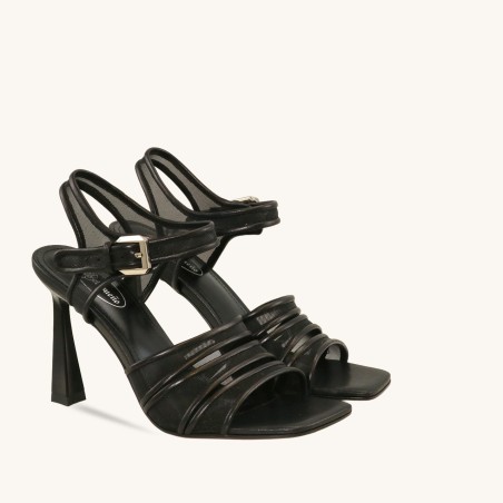 Women sandals