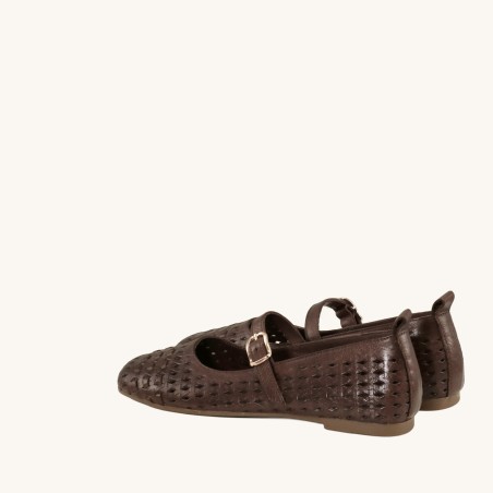 women leisure shoes
