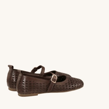 women leisure shoes
