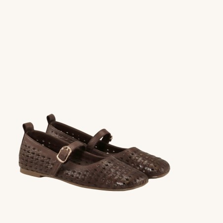 women leisure shoes
