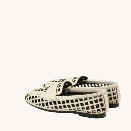 women leisure shoes