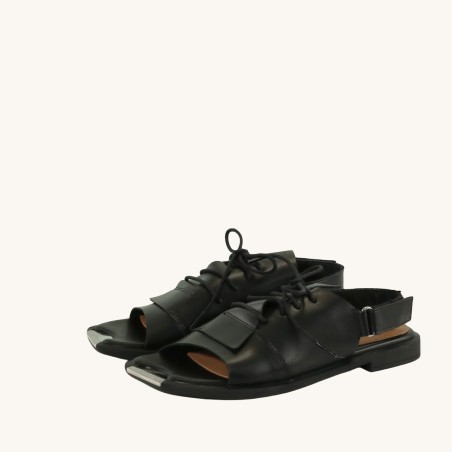 Women sandals