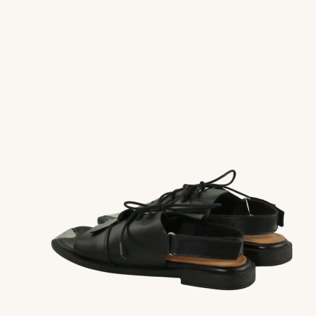 Women sandals