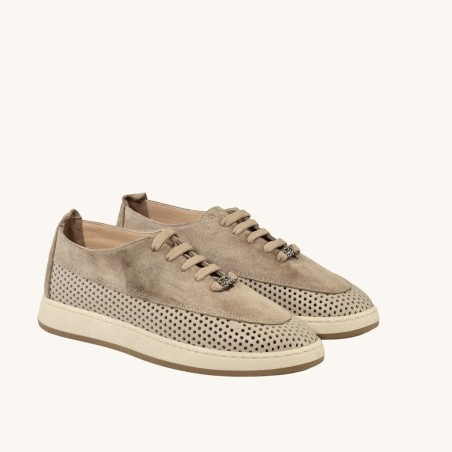 women leisure shoes