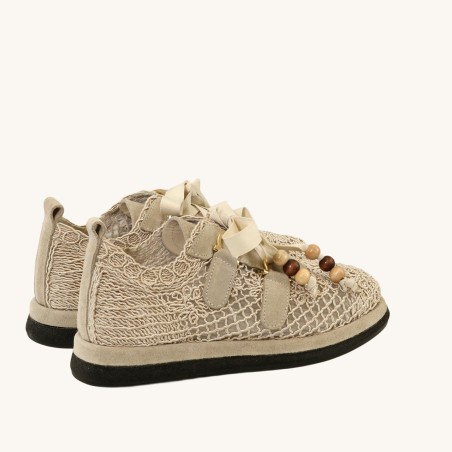 women leisure shoes