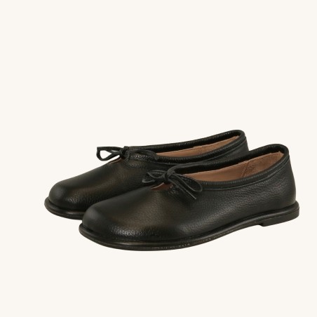women court shoes