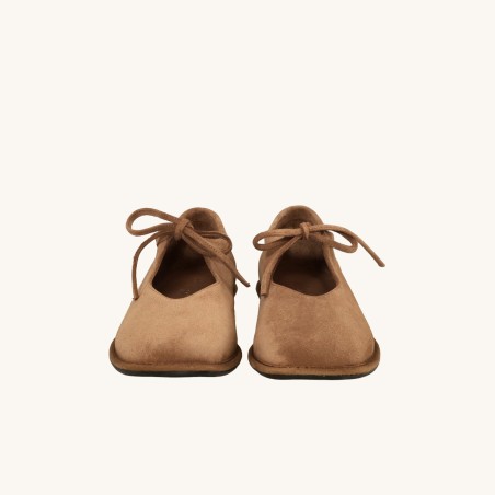 women court shoes