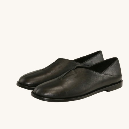 women court shoes