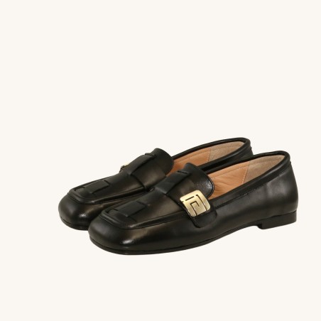 women court shoes