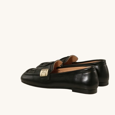 women court shoes