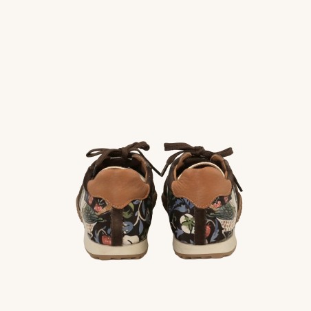 women court shoes
