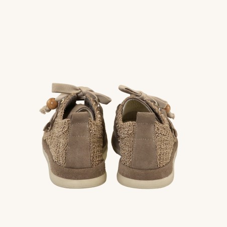 women leisure shoes