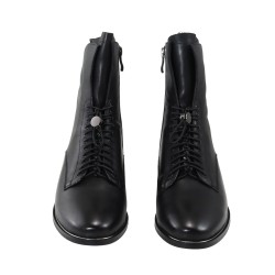 Black colour women ankle boots