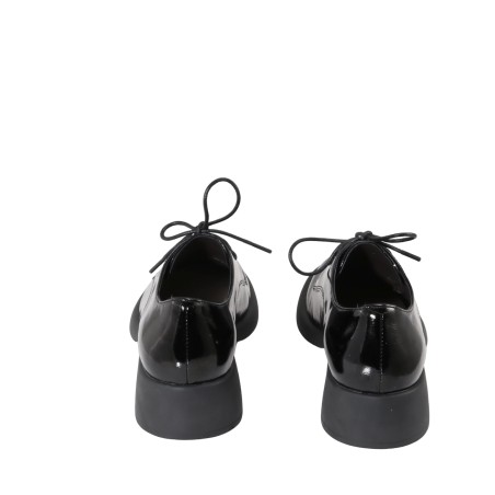 women court shoes