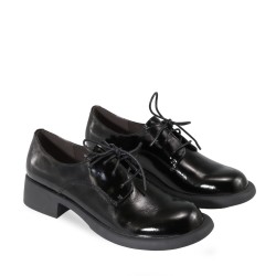 women court shoes