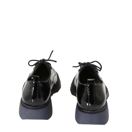 women court shoes