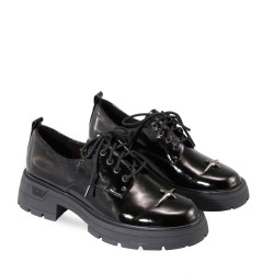 women court shoes