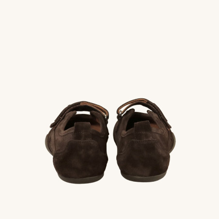 women court shoes