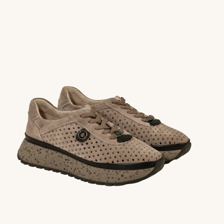 women leisure shoes