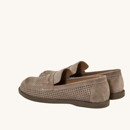 women leisure shoes
