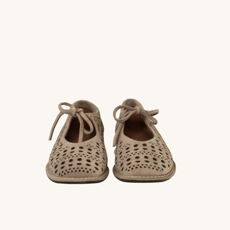 women leisure shoes
