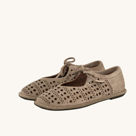 women leisure shoes