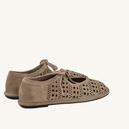 women leisure shoes