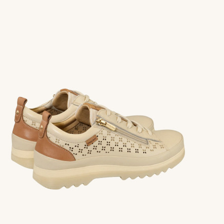 women leisure shoes