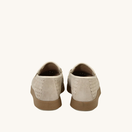women leisure shoes