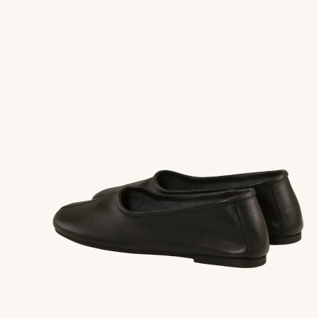 women court shoes